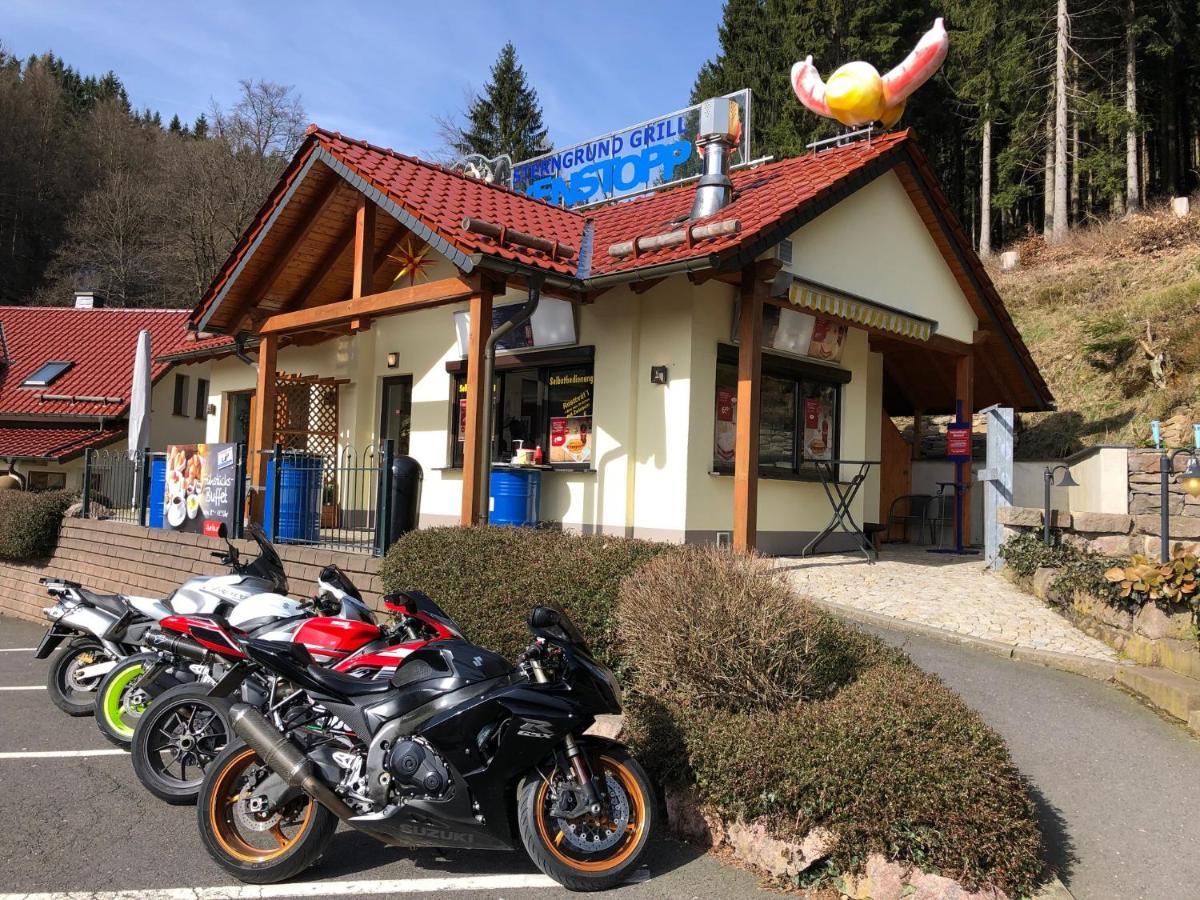 Hotel & Gasthaus Sterngrund Целла-Мелис Экстерьер фото