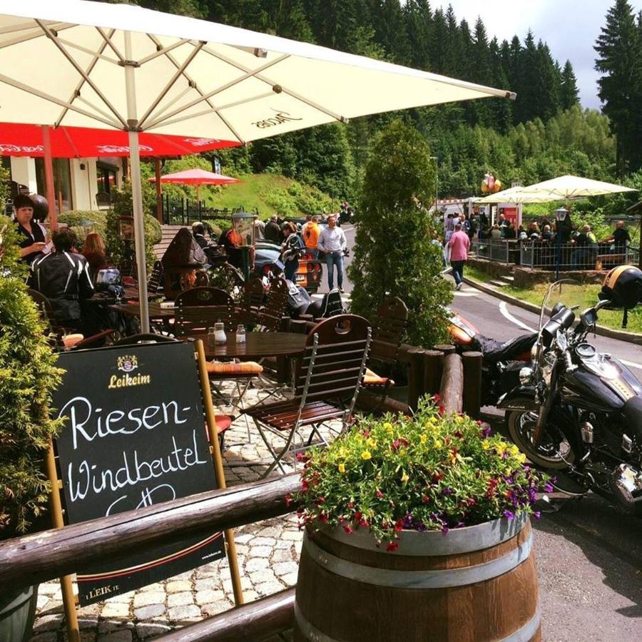 Hotel & Gasthaus Sterngrund Целла-Мелис Экстерьер фото