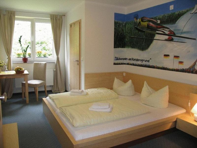 Hotel & Gasthaus Sterngrund Целла-Мелис Экстерьер фото
